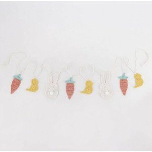 Target 2021 Spritz Macramé Easter Bunny and Carrot Garland NEW in Packaging!